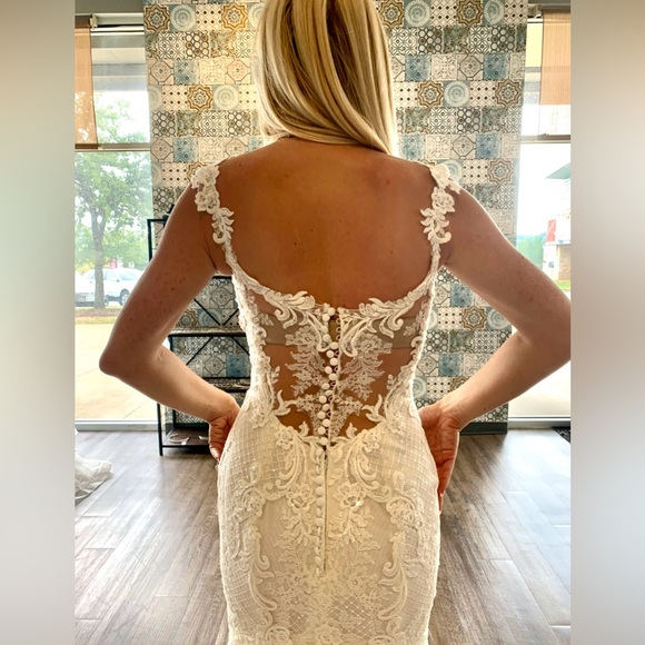 Maggie Sottero Abbie Wedding Dress Size 4 Ivory - Picture 6 of 7